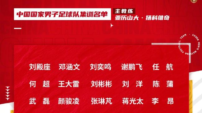 “1889年1月3日，都灵。弗里德里克·尼采在维亚·卡罗·艾尔波特酒店的六号门前立足。他的眼光被酒店外的一个马车吸引。不远的处所，停着一辆小马车。马车的车夫遭受到了一匹强硬的马。不管车夫怎样喊叫，马匹底子没有要移动的意思。终究，车夫掉往了耐烦，拿起了鞭子，朝马匹打往。尼采见到此番情形，挤进人群，冲到马匹跟前，禁止住马夫，抱住马的脖子，痛哭起来。酒店的主人赶来，拉走了尼采。回到酒店的尼采在沙发上安恬静静地、一动不动地躺了两天。随后，他小声地说了几句话。接下来，就是尼采精力错乱、神经颠颠的十年，由他的mm和母亲赐顾帮衬的日子。谁也不知道，在都灵，在那匹马的身上，在尼采的心理，产生了甚么。”